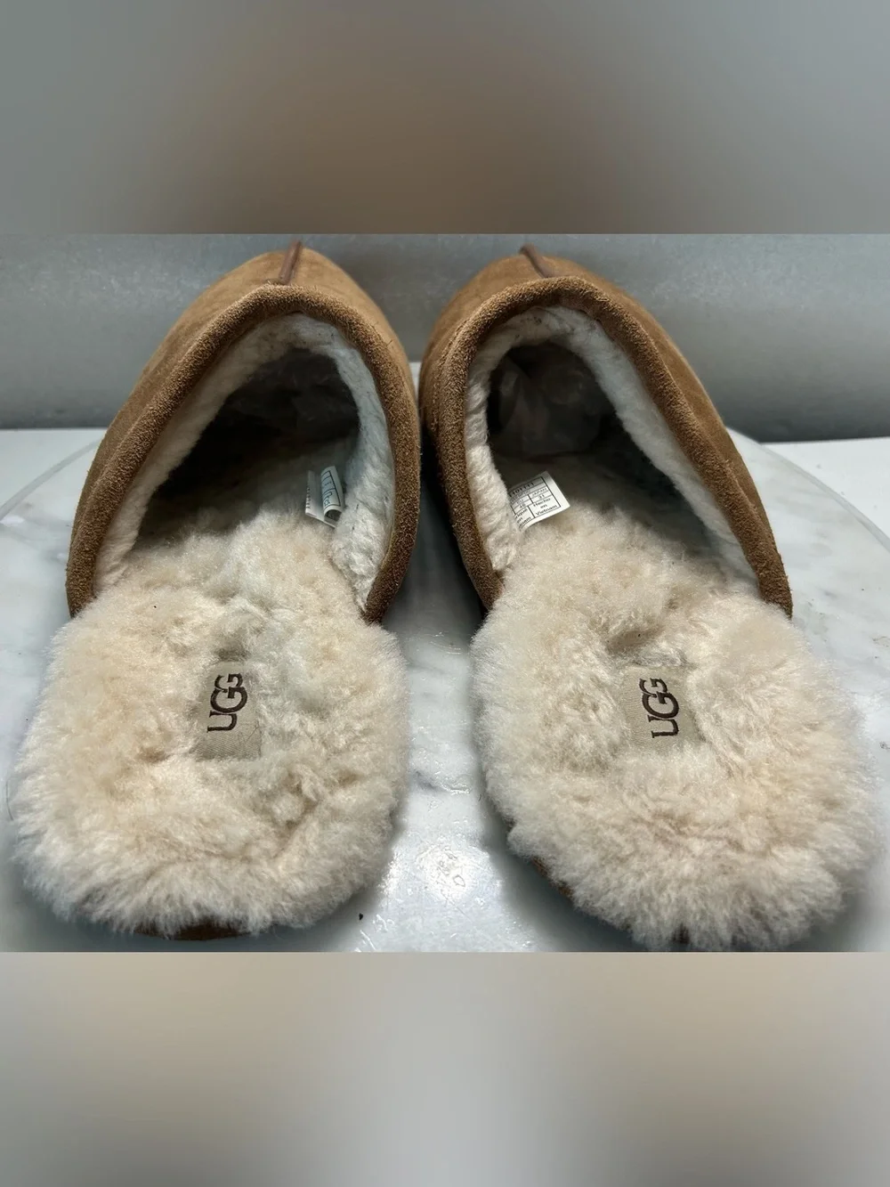 UGG MENS SCUFF SLIPPERS Sz.13 CHESTNUT